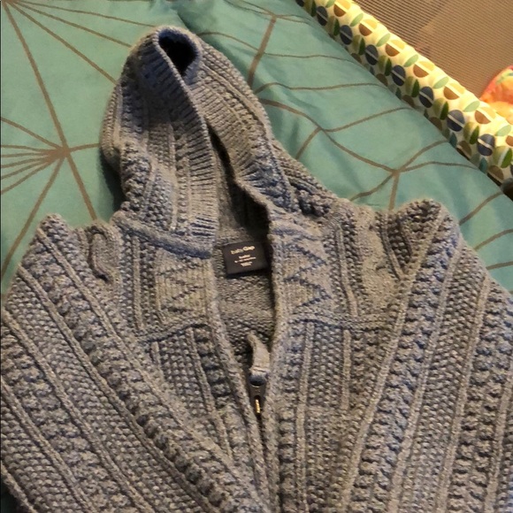 Two babyGap sweaters in EUC - Picture 4 of 6